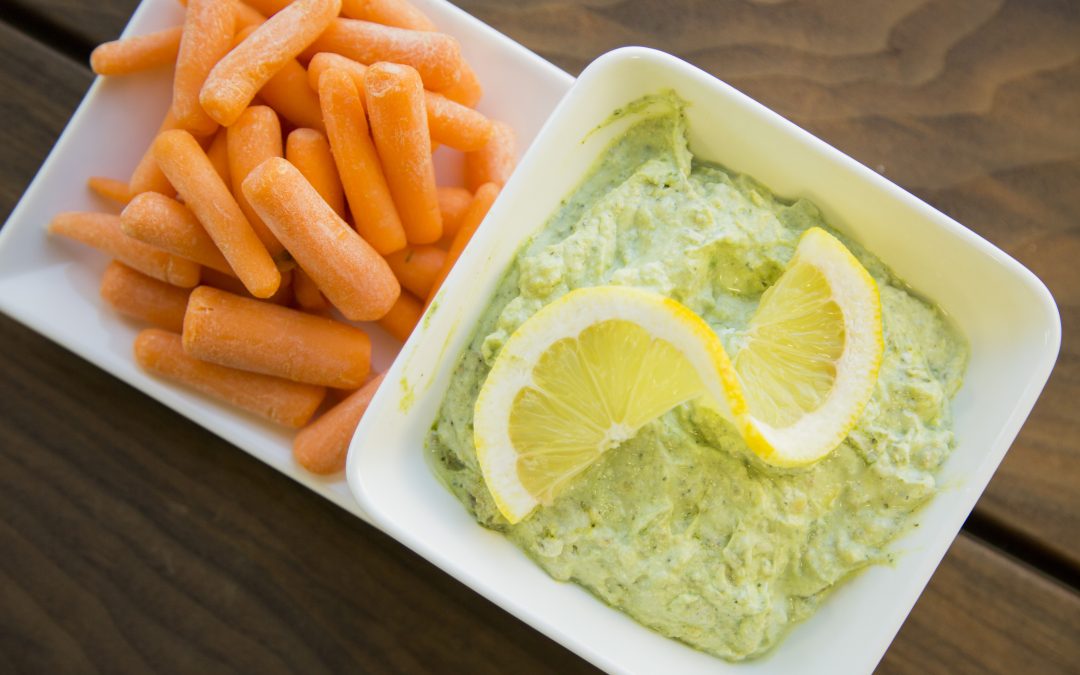 Easy Creamy Avocado Vegan Dip Recipe (perfect for parties!)